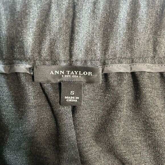 Ann Taylor Silver Sequins Mini Skirt Elastic Waist Charcoal Gray Size Small - Picture 9 of 11